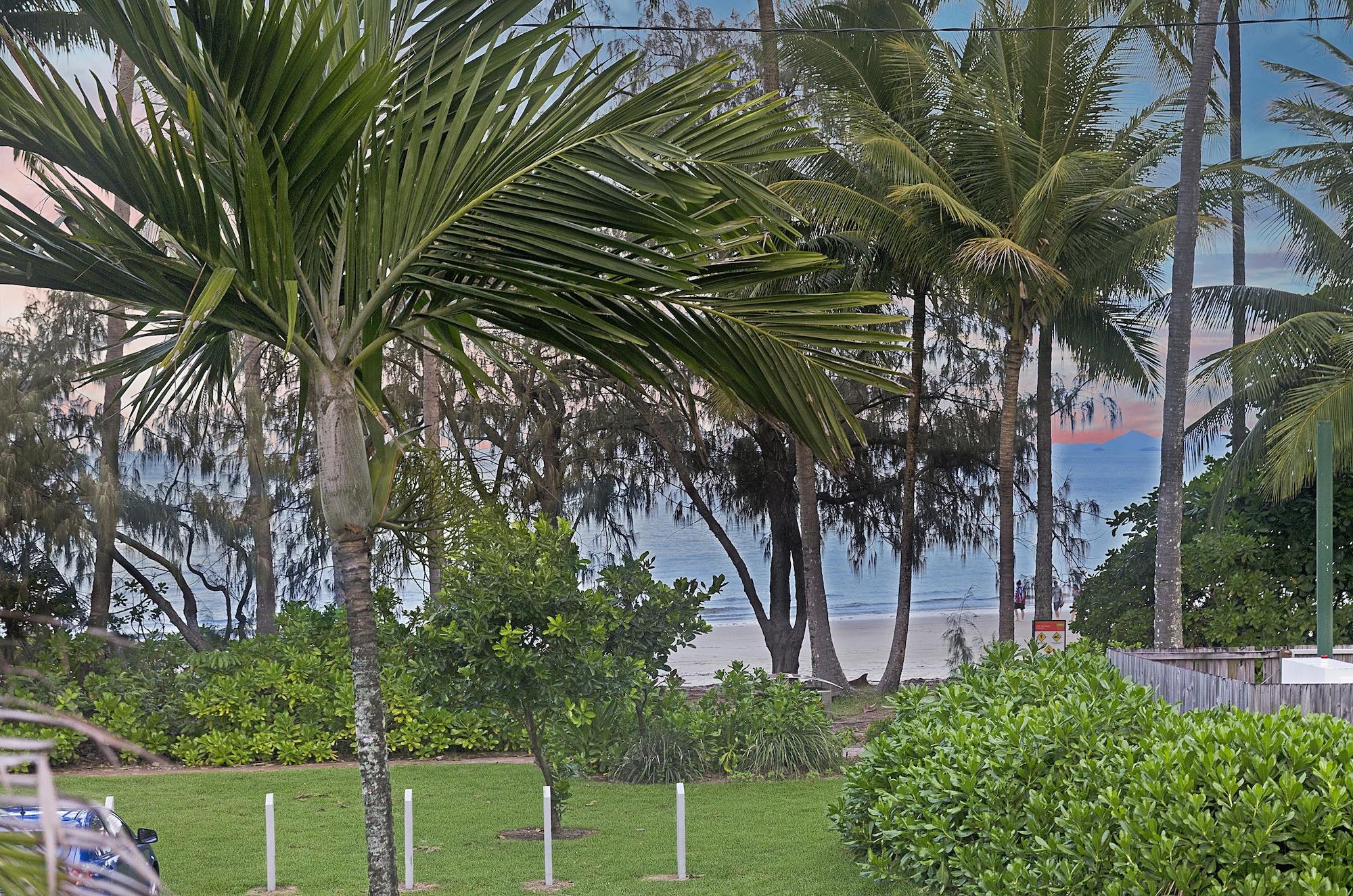 By The Sea Port Douglas Zewnętrze zdjęcie